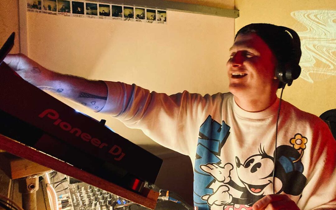 Brain Rays at Planet Wax